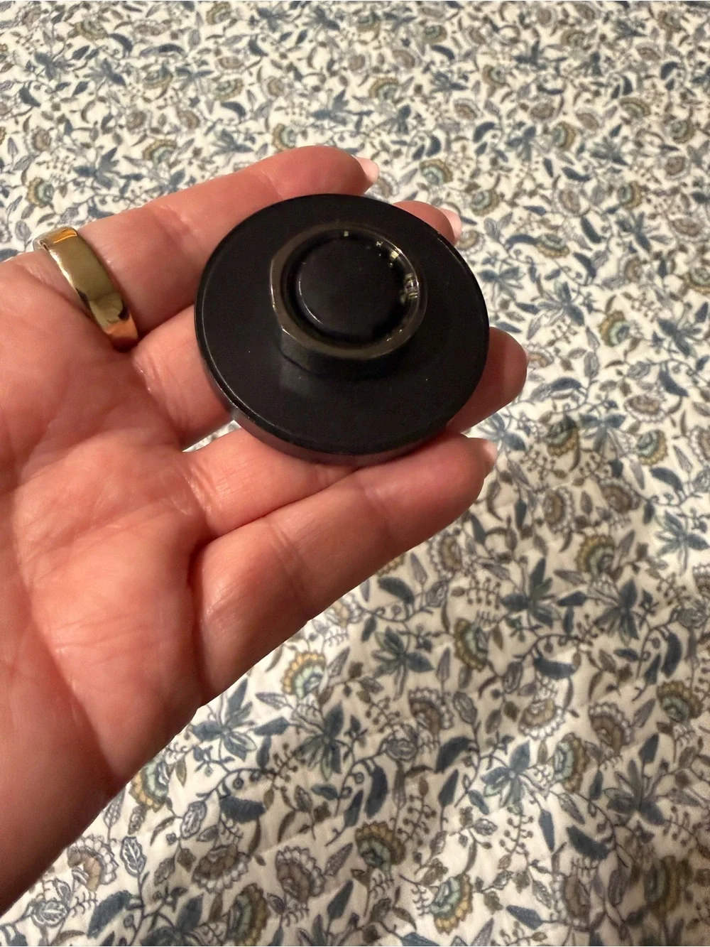 Oura Ring 4th Edition in Black